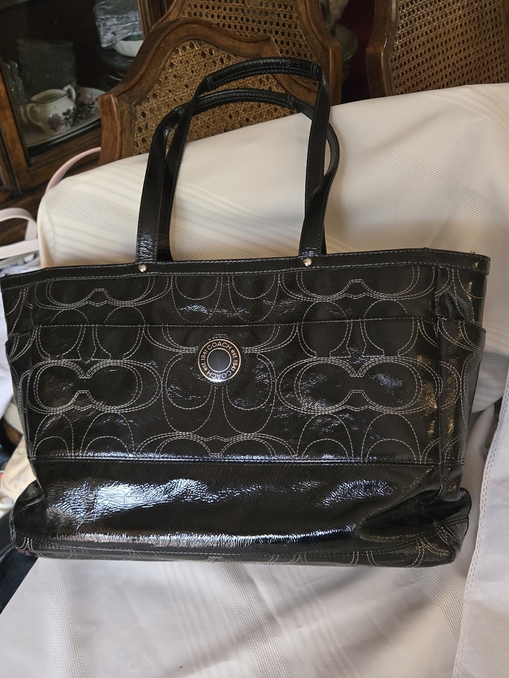 ☆☆☆24HR SALE...Like New Coach Black Patent Signature Tote Bag